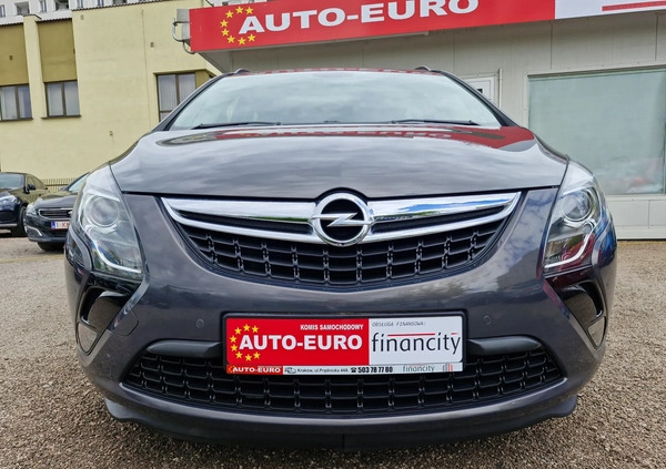 Opel Zafira cena 44900 przebieg: 106000, rok produkcji 2014 z Muszyna małe 781